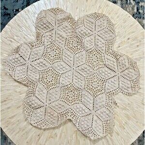 Antique Crochet Tablecloth 30s Ecru Floral Round 24” Cottagecore Grannycore Farm